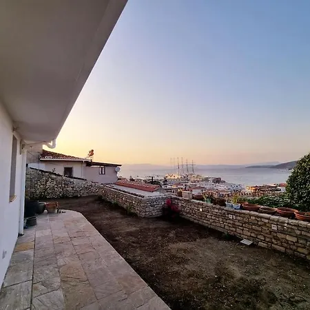 Διαμέρισμα Center With View